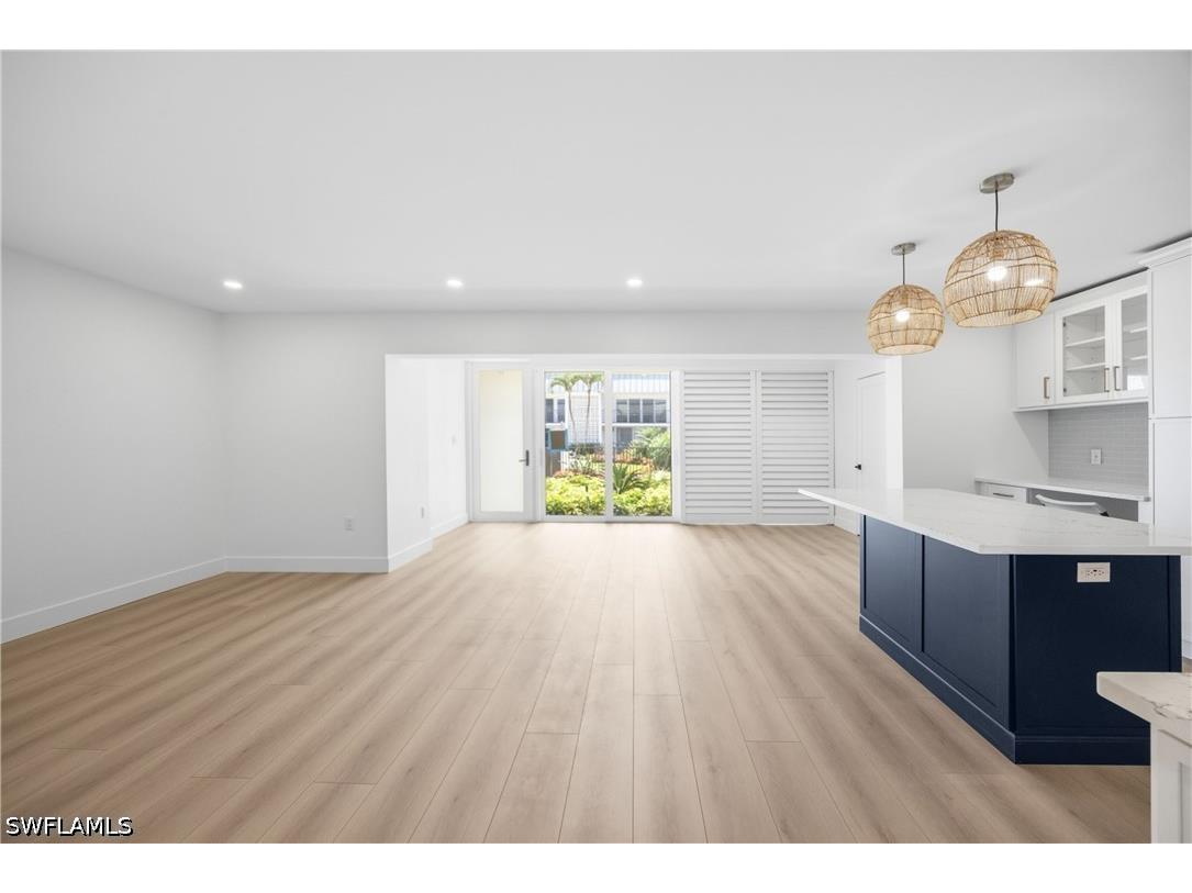 333 Harbour Drive #109 Naples FL 34103 226000314 image2