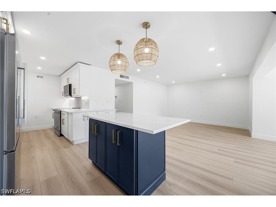 333 Harbour Drive #109 Naples FL 34103 226000314 image4