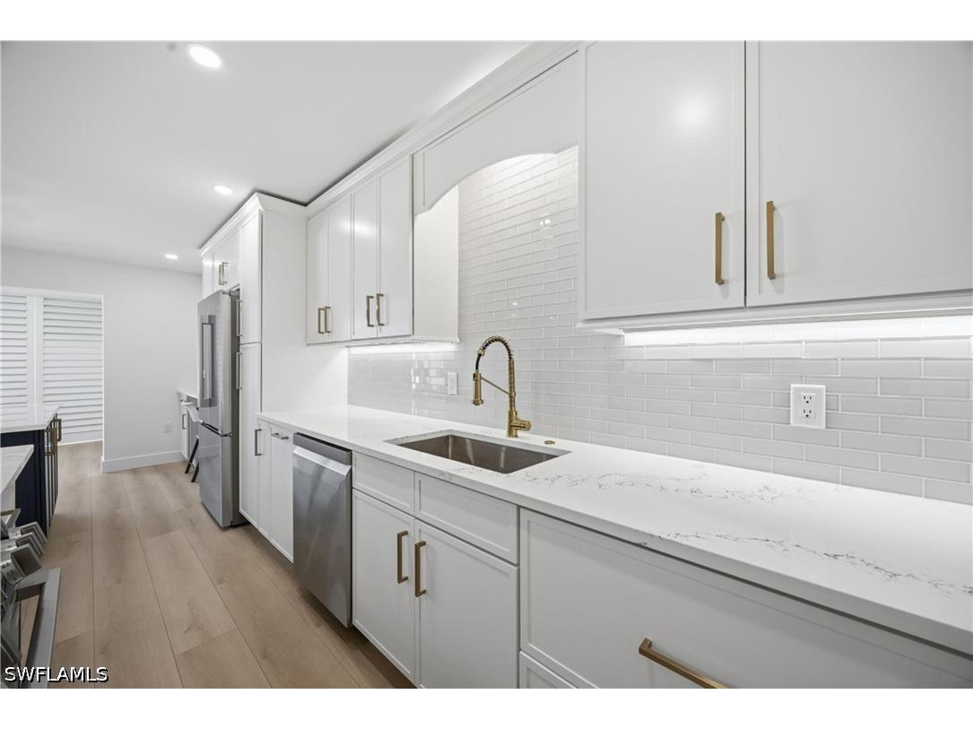 333 Harbour Drive #109 Naples FL 34103 226000314 image6