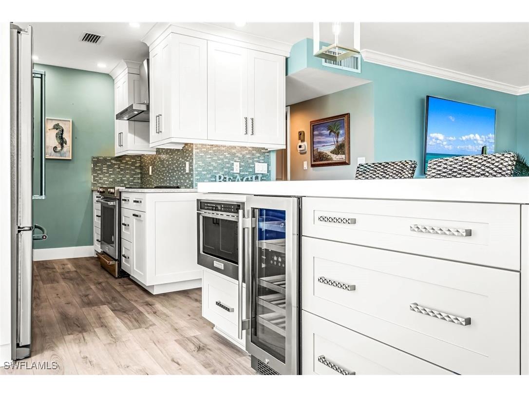 333 Harbour Drive #201 Naples FL 34103 225048036 image20