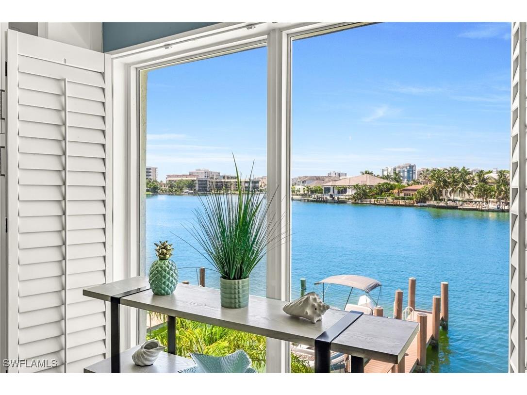 333 Harbour Drive #201 Naples FL 34103 225048036 image7