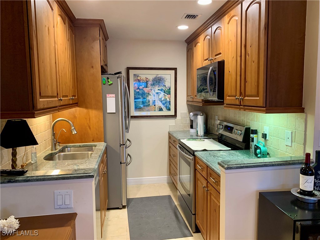 333 Harbour Drive #211 Naples FL 34103 225074540 image20