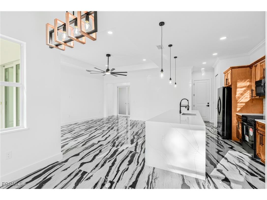 333 Lownde Avenue S Lehigh Acres FL 33974 2025014438 image12