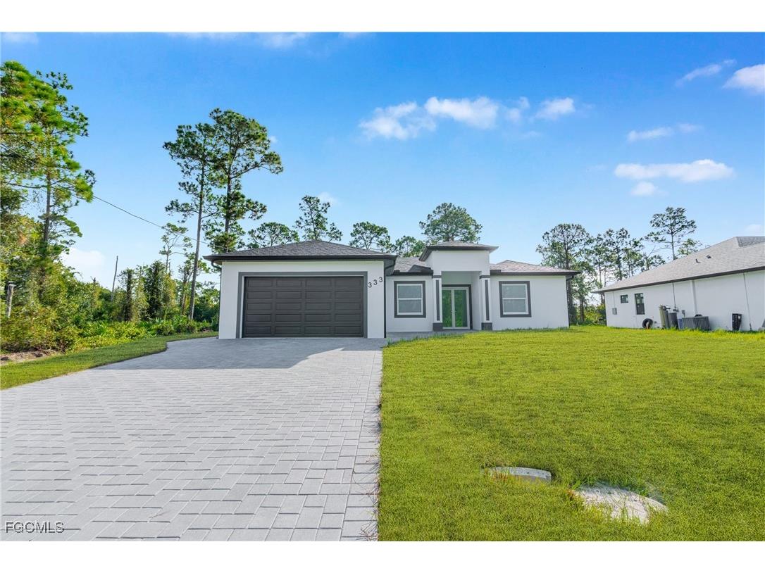 333 Lownde Avenue S Lehigh Acres FL 33974 2025014438 image2