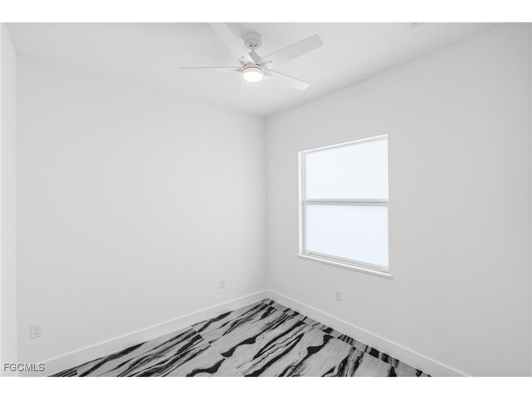 333 Lownde Avenue S Lehigh Acres FL 33974 2025014438 image28