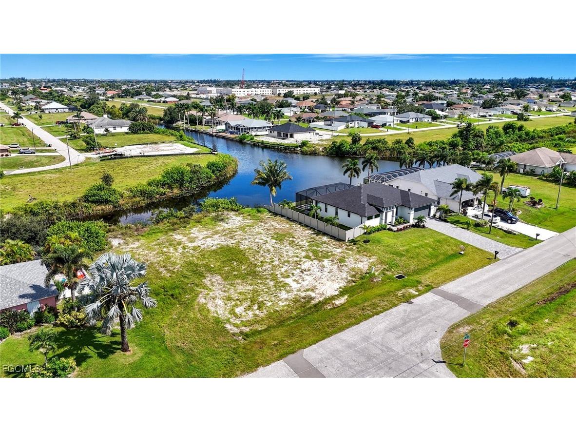 333 NW 24th Avenue Cape Coral FL 33993 2025011917 image1