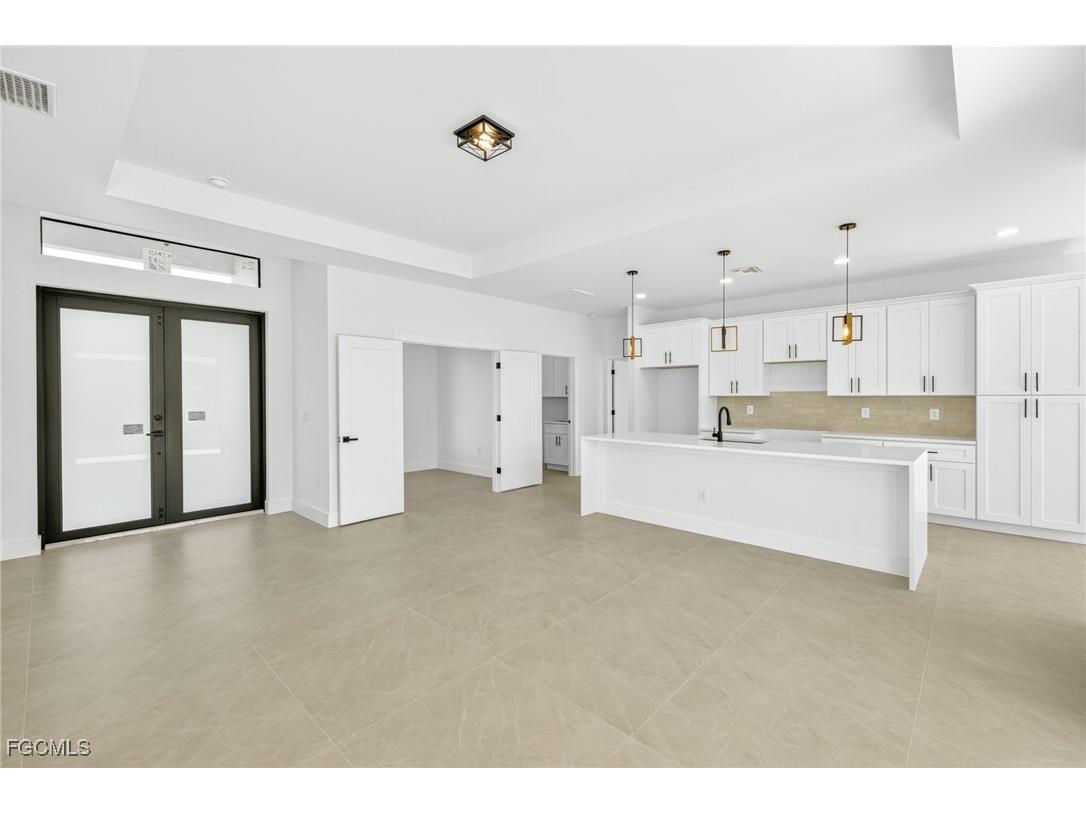 333 Pinehurst Avenue Lehigh Acres FL 33974 2025008789 image5