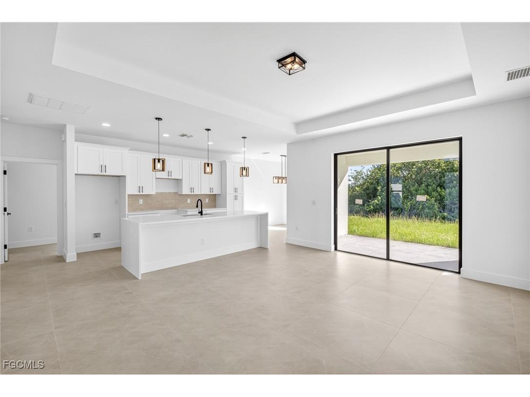 333 Pinehurst Avenue Lehigh Acres FL 33974 2025008789 image6