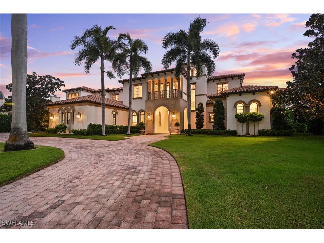 333 Sedgwick Court Naples FL 34108 225077753 image1