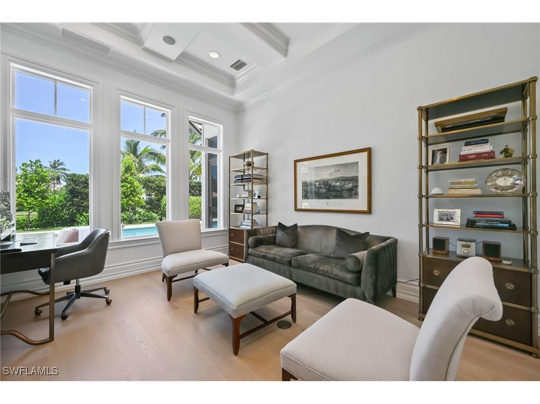 333 Sedgwick Court Naples FL 34108 225077753 image18