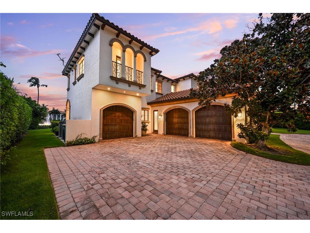 333 Sedgwick Court Naples FL 34108 225077753 image4