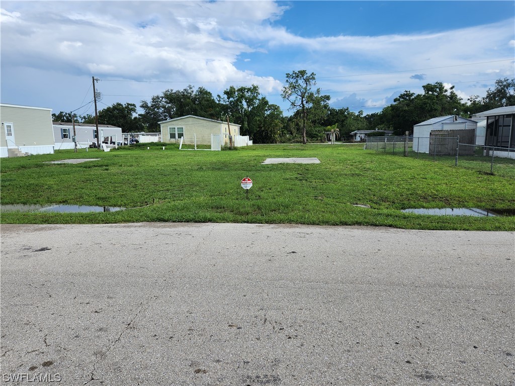 333 Stockton Street North Fort Myers FL 33903 223042142 image1