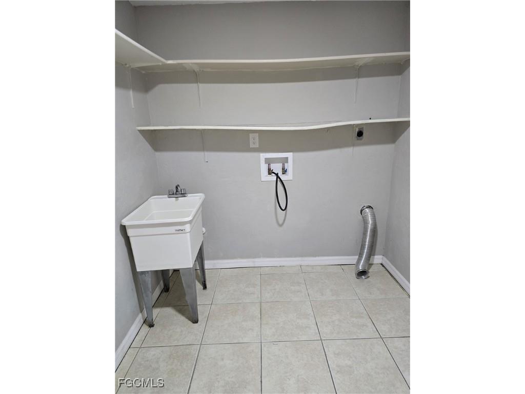 333 Tudor Drive #A Cape Coral FL 33904 2025004555 image7