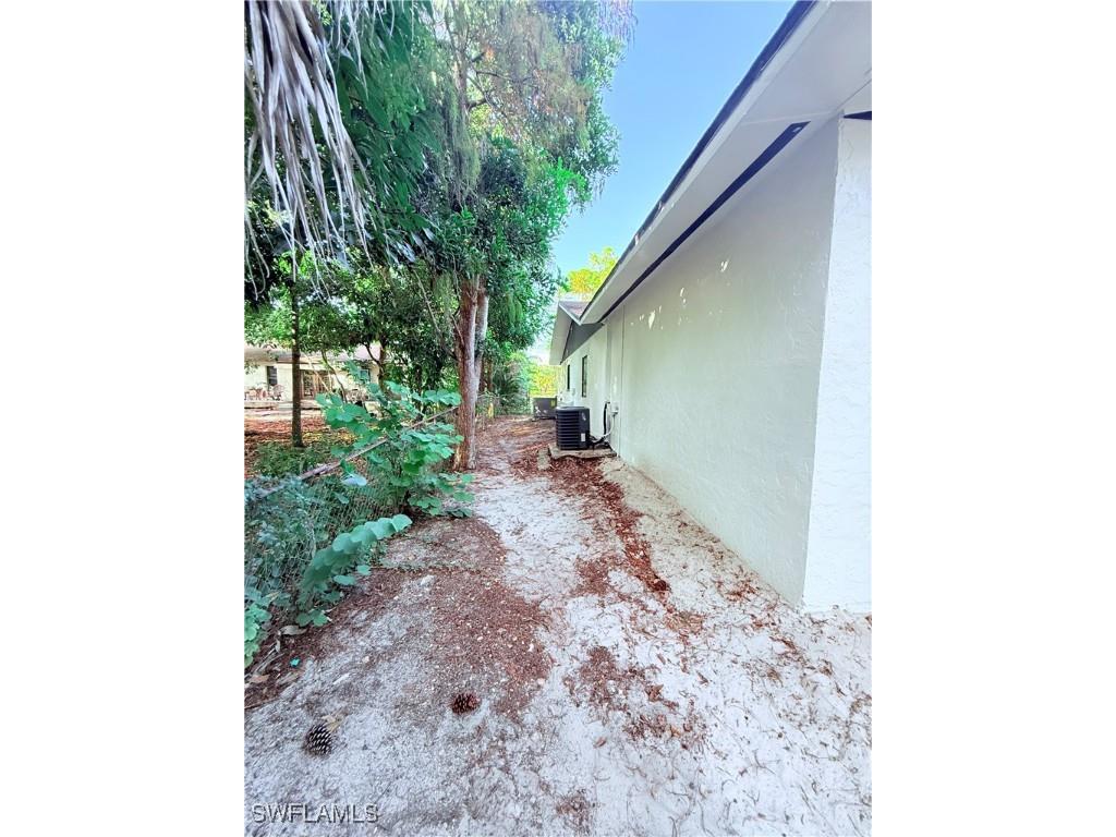 3330 13th Avenue SW Naples FL 34117 225080390 image16