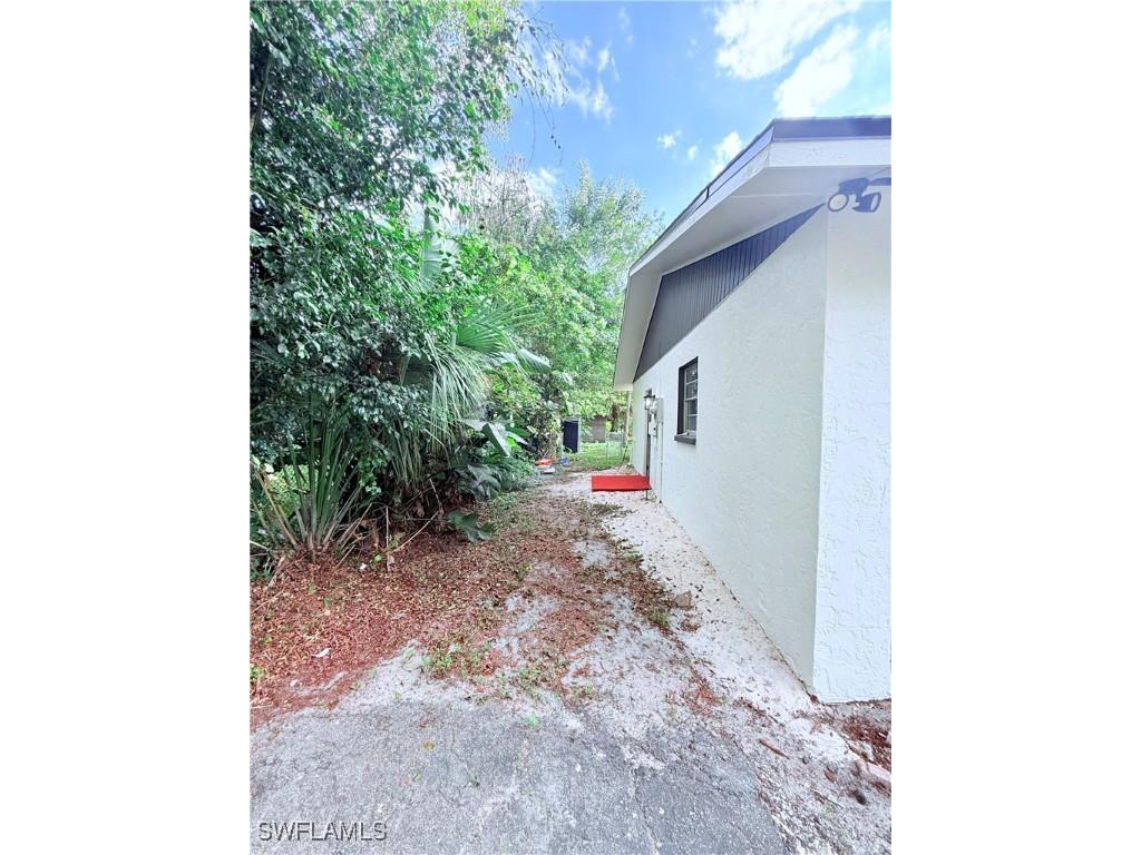 3330 13th Avenue SW Naples FL 34117 225080390 image6