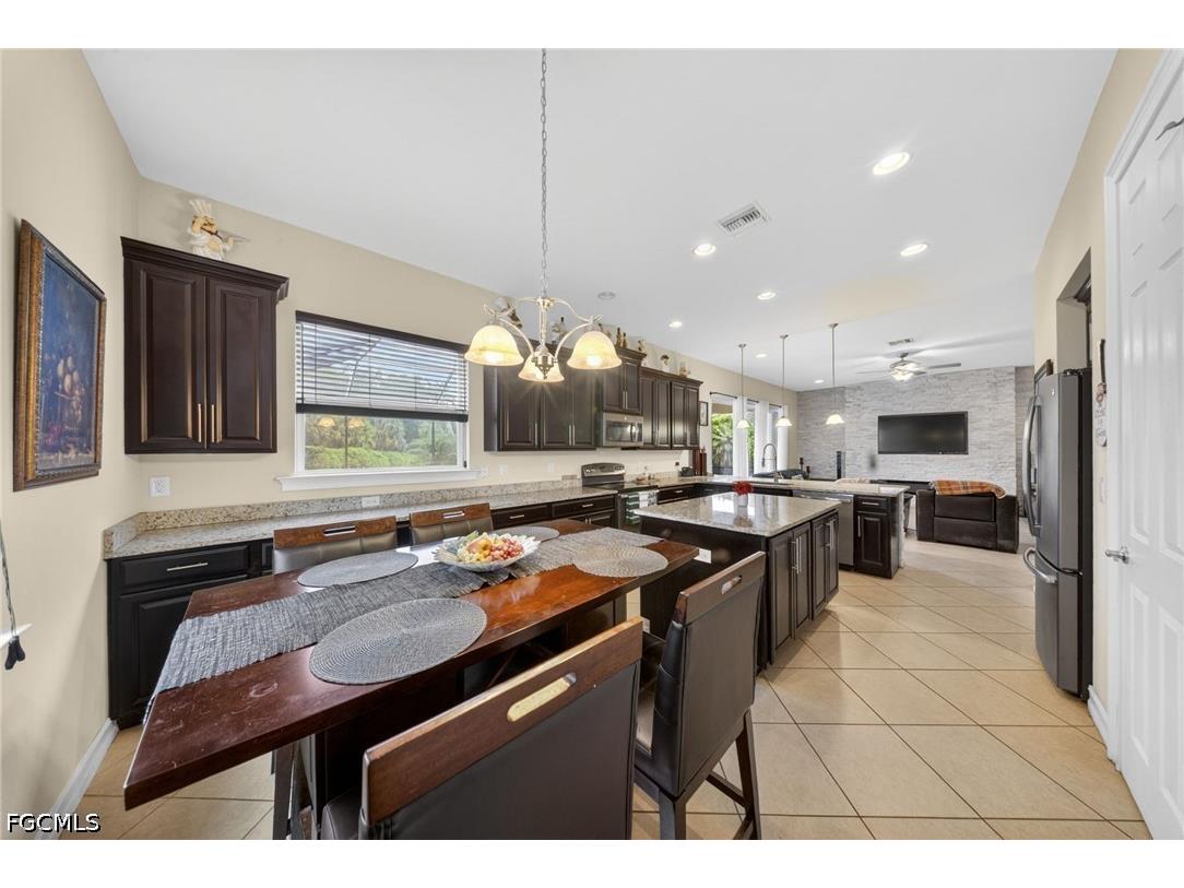 3330 Banyon Hollow Loop North Fort Myers FL 33903 2026023366 image10
