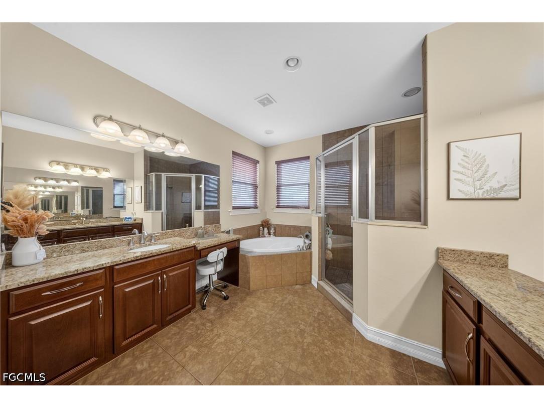 3330 Banyon Hollow Loop North Fort Myers FL 33903 2026023366 image23