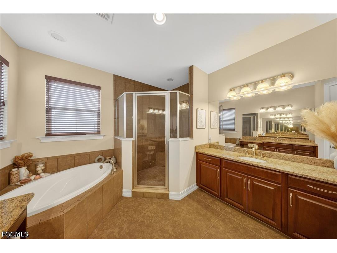 3330 Banyon Hollow Loop North Fort Myers FL 33903 2026023366 image24