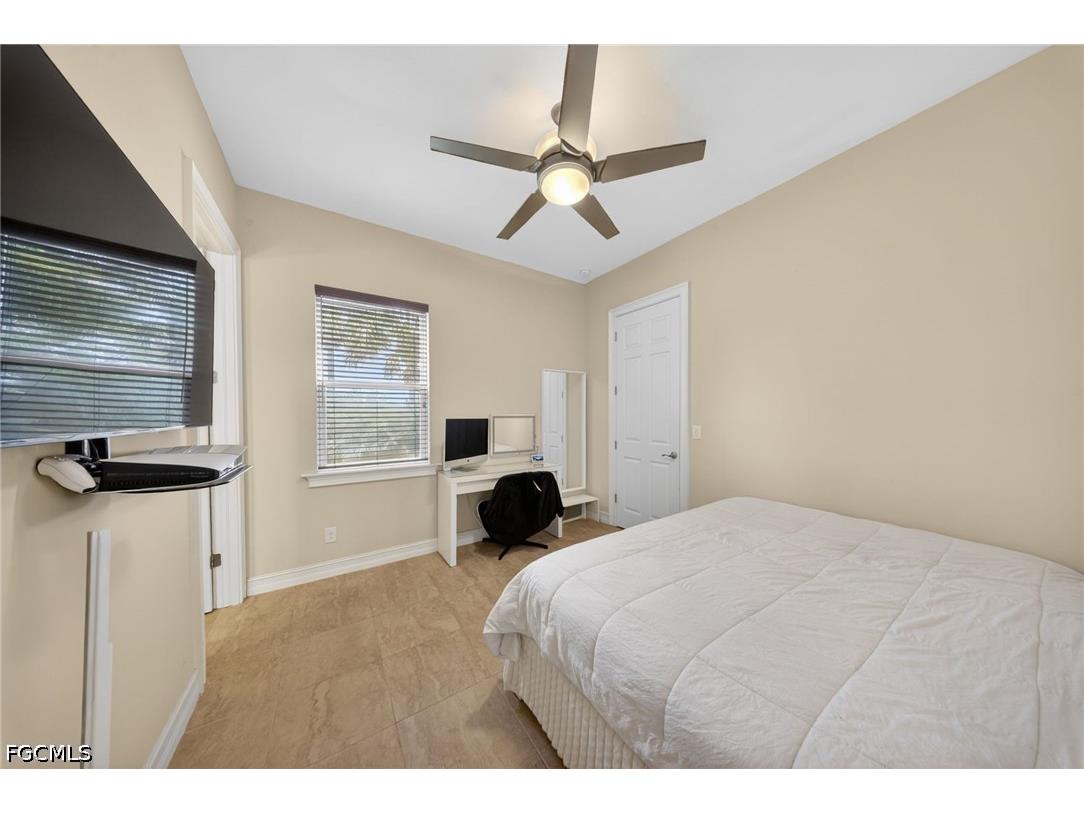 3330 Banyon Hollow Loop North Fort Myers FL 33903 2026023366 image34