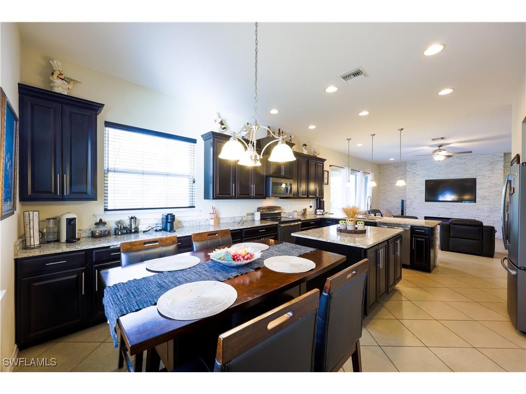 3330 Banyon Hollow Loop North Fort Myers FL 33903 225063677 image9