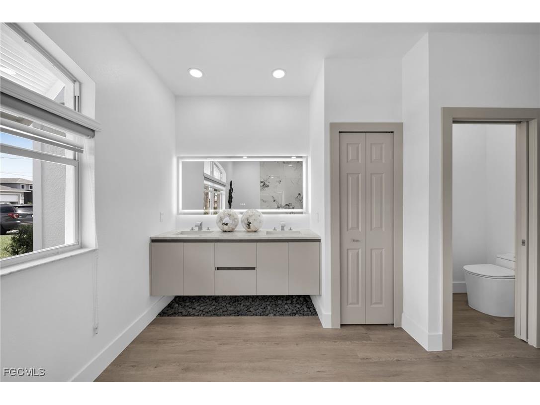 3330 NW 5th Terrace Cape Coral FL 33993 2025010397 image20