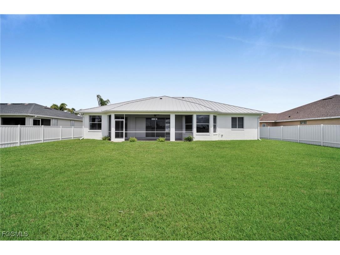 3330 NW 5th Terrace Cape Coral FL 33993 2025010397 image39