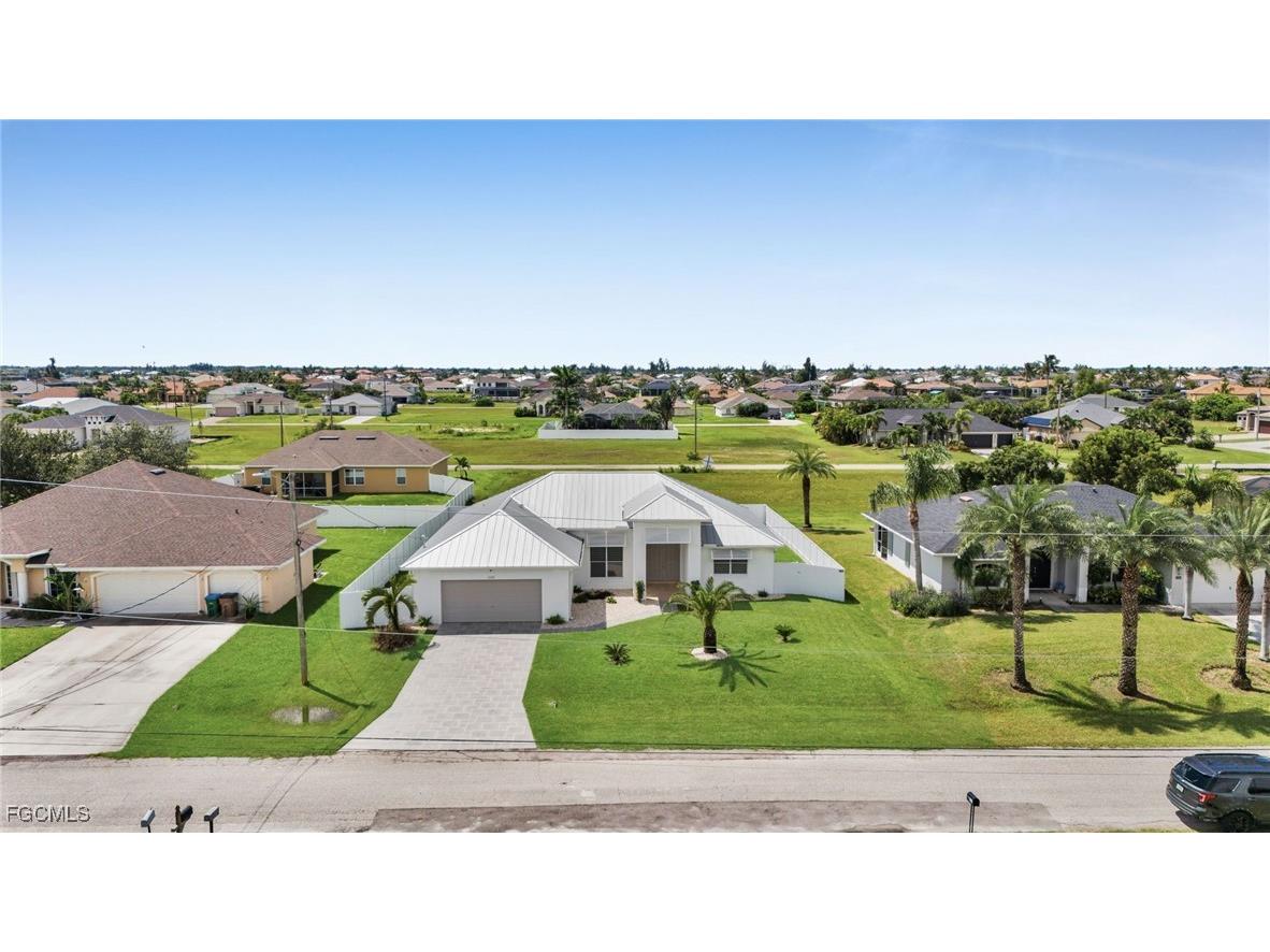 3330 NW 5th Terrace Cape Coral FL 33993 2025010397 image41