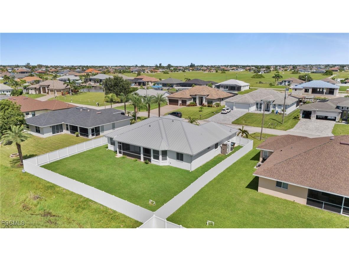 3330 NW 5th Terrace Cape Coral FL 33993 2025010397 image43