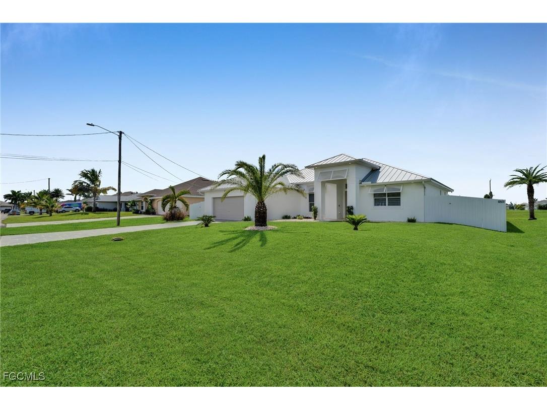 3330 NW 5th Terrace Cape Coral FL 33993 2025010397 image5