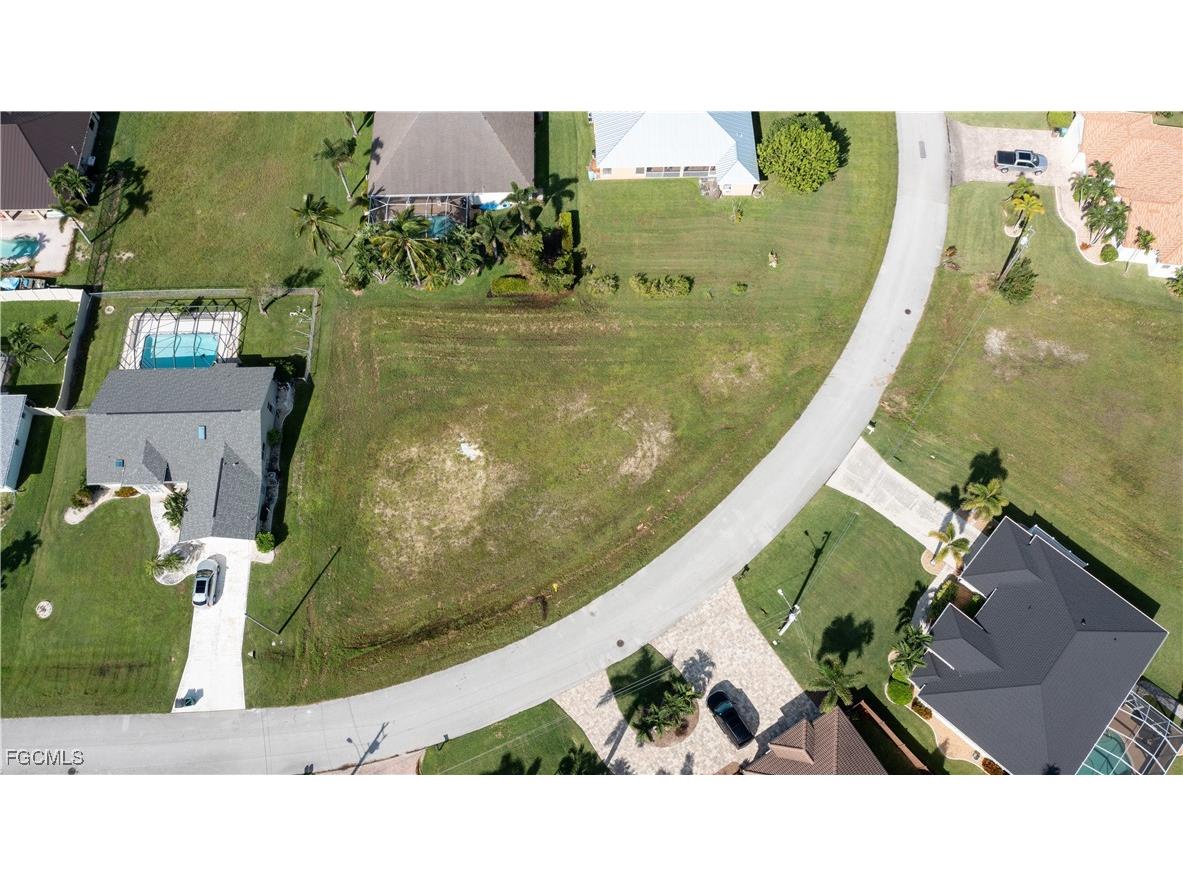 3330 SW 25th Court Cape Coral FL 33914 2025009213 image2