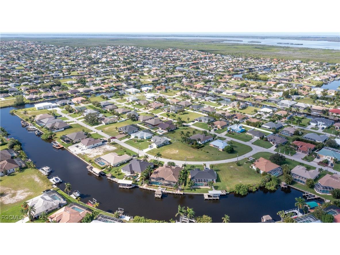 3330 SW 25th Court Cape Coral FL 33914 2025009213 image6