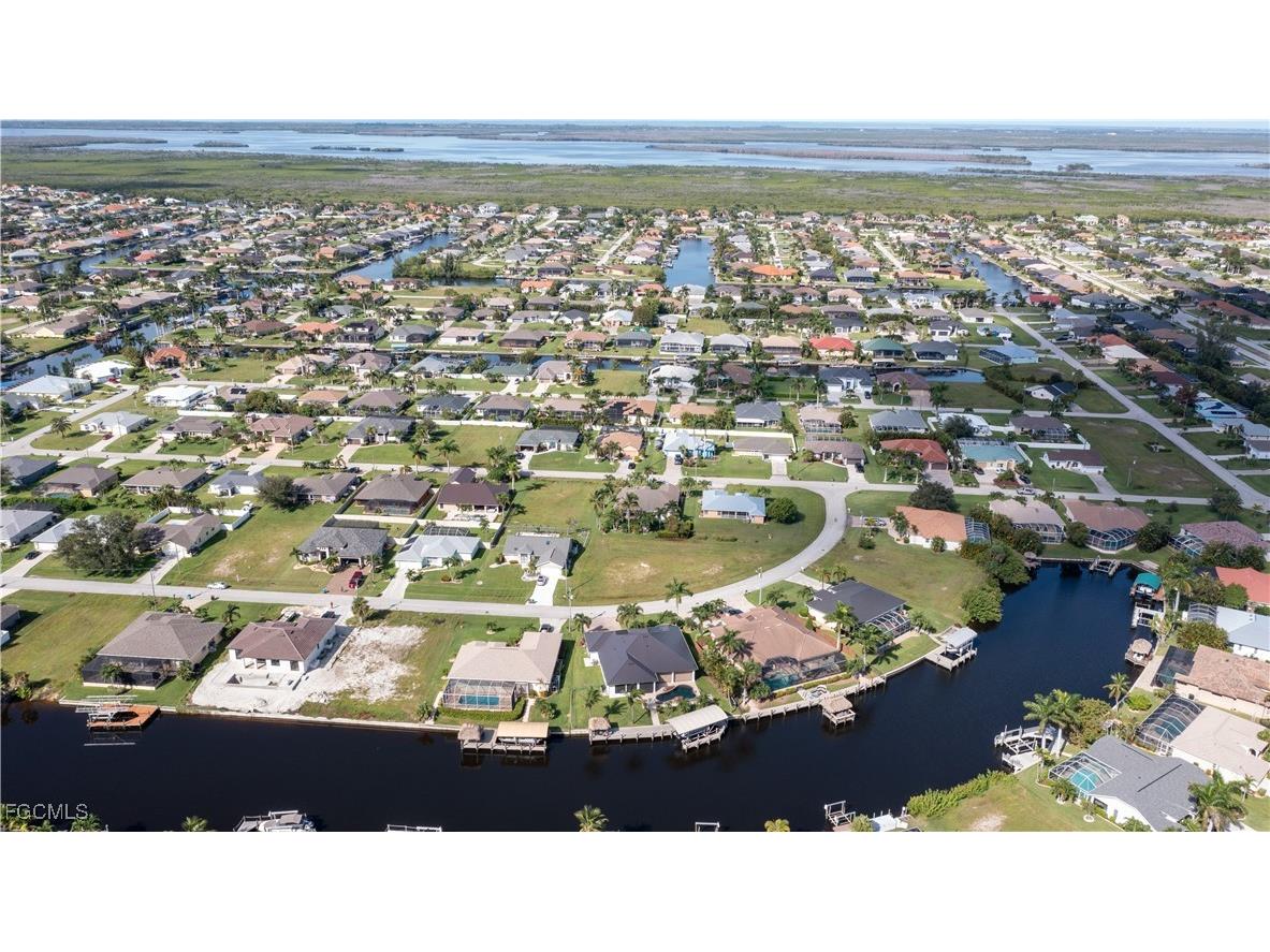 3330 SW 25th Court Cape Coral FL 33914 2025009213 image7