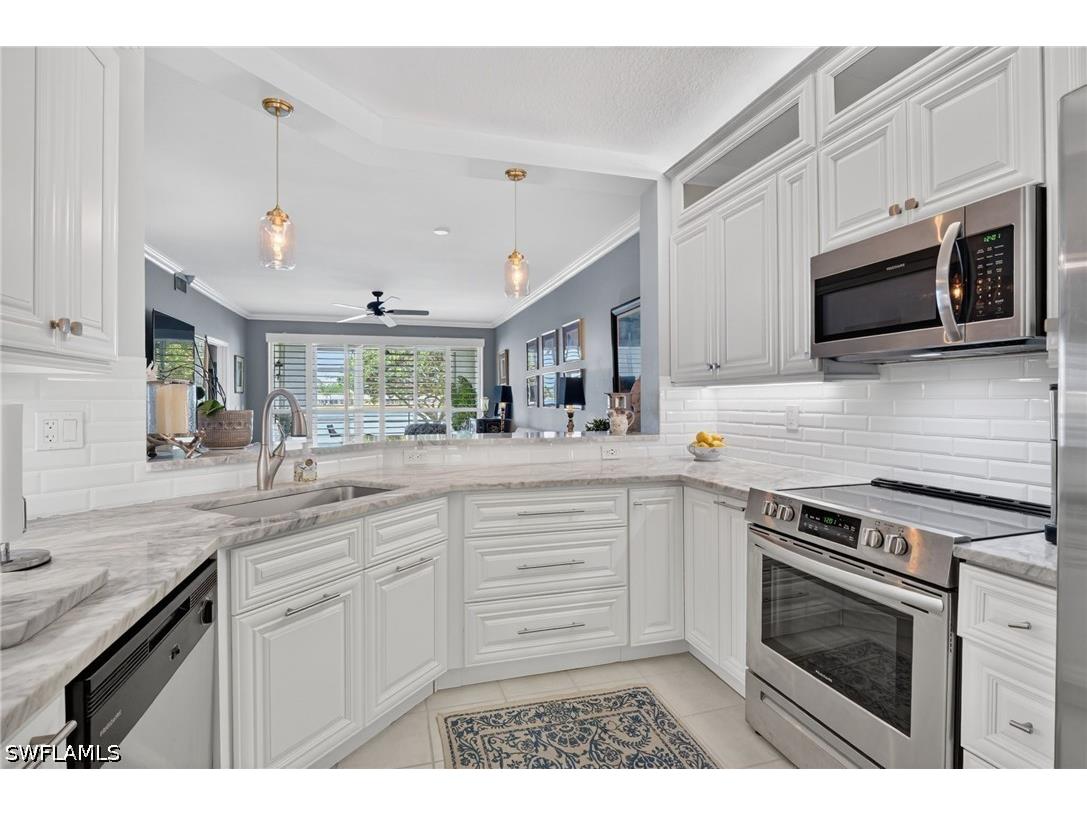 3330 W Crown Pointe Boulevard #101 Naples FL 34112 226016346 image8