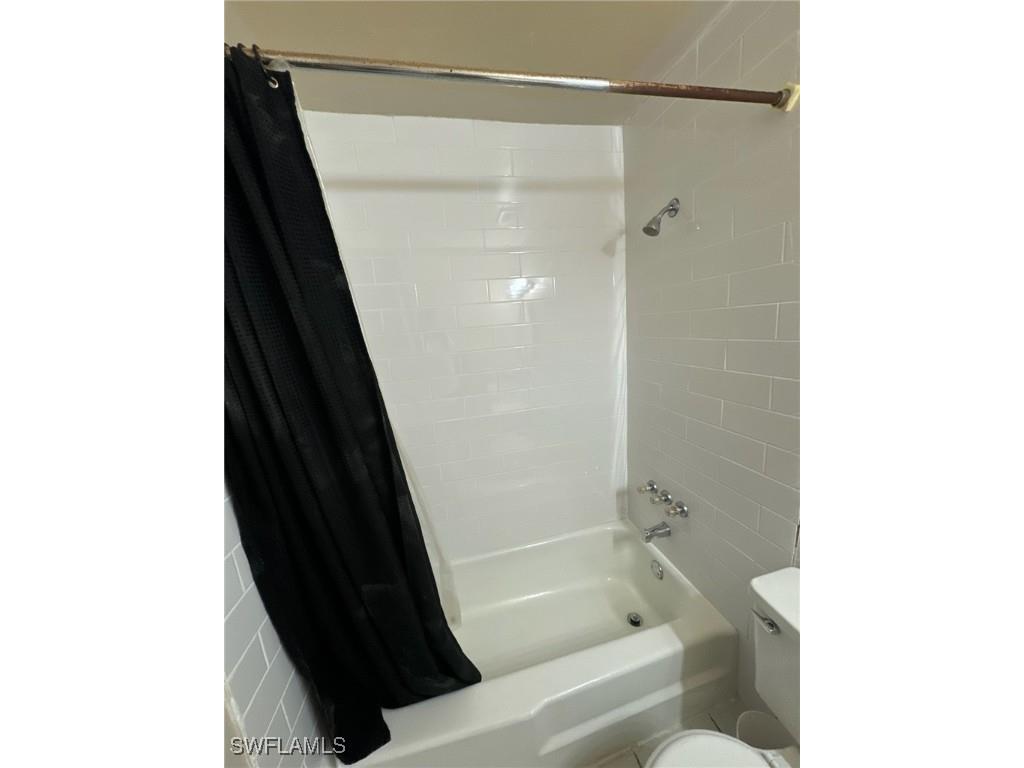 3332 New South Province Boulevard #3 Fort Myers FL 33907 225055553 image1