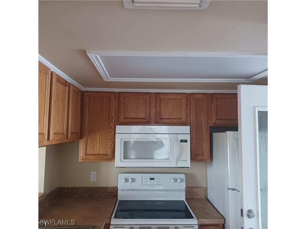 3332 New South Province Boulevard #3 Fort Myers FL 33907 225055553 image6