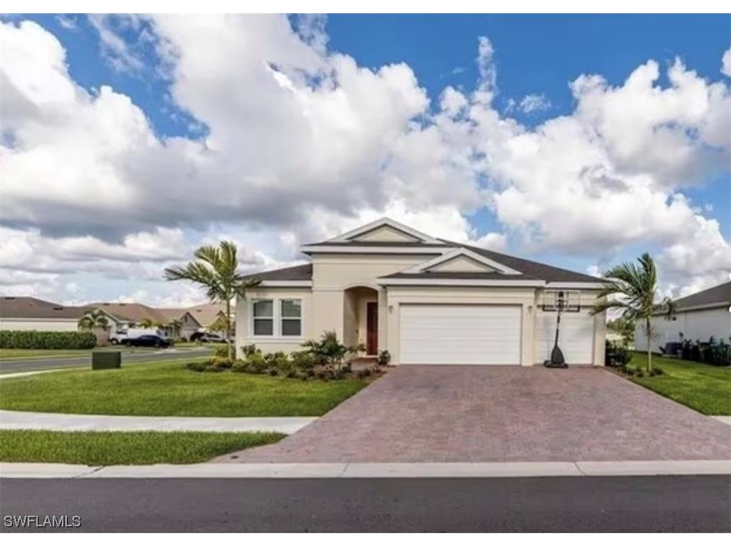 3333 Acapulco Circle Cape Coral FL 33909 223049007 image1