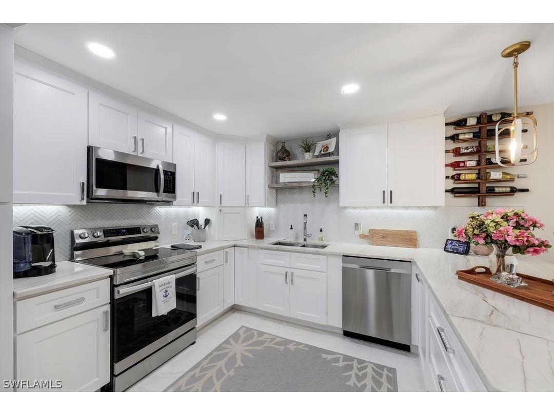 3333 Gulf Shore Boulevard N #103 Naples FL 34103 224029611 image16