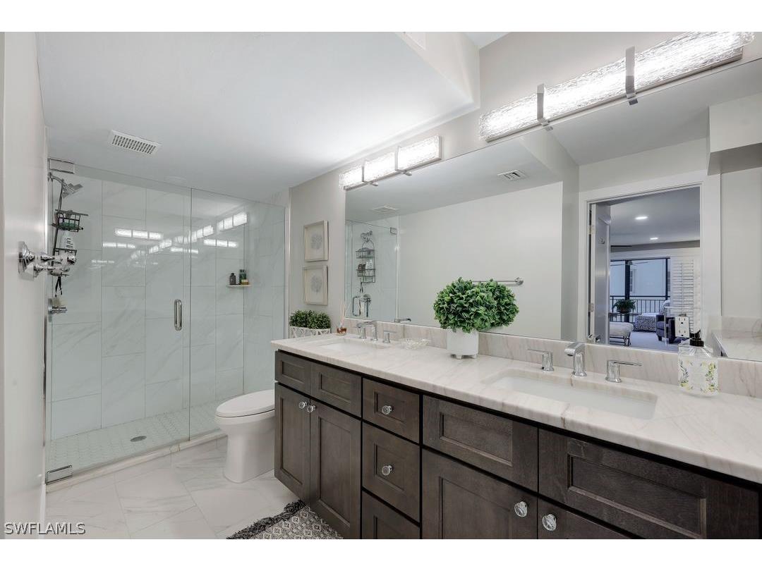 3333 Gulf Shore Boulevard N #103 Naples FL 34103 224029611 image6