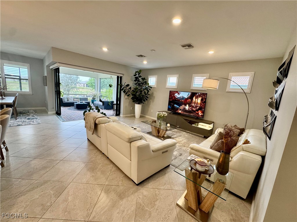 3333 Hampton Boulevard Alva FL 33920 2025014226 image6