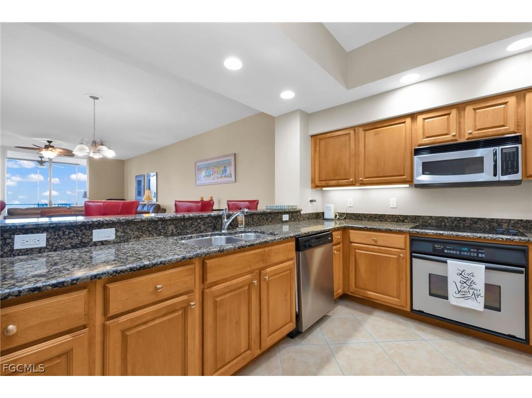 3333 Sunset Key Circle #204 Punta Gorda FL 33955 2026007041 image8