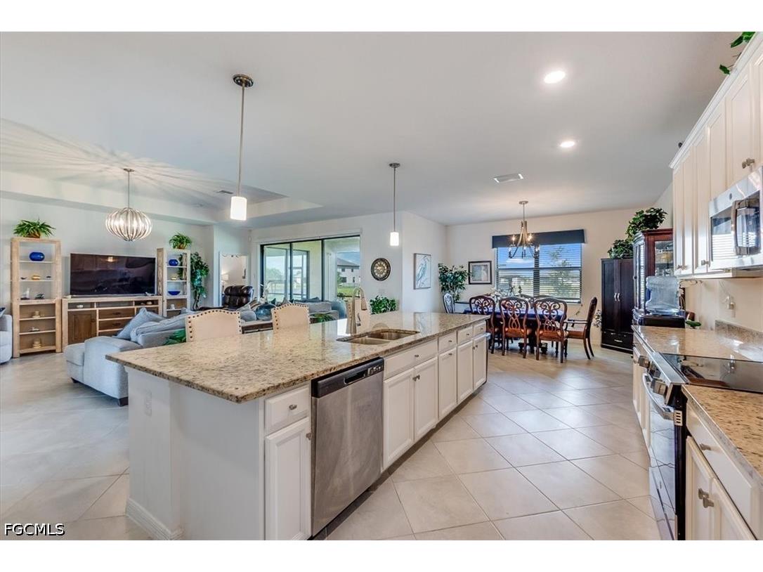 3335 Menores Way Fort Myers FL 33905 2026022228 image15