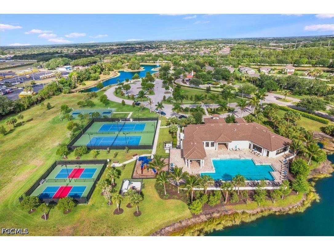 3335 Menores Way Fort Myers FL 33905 2026022228 image18