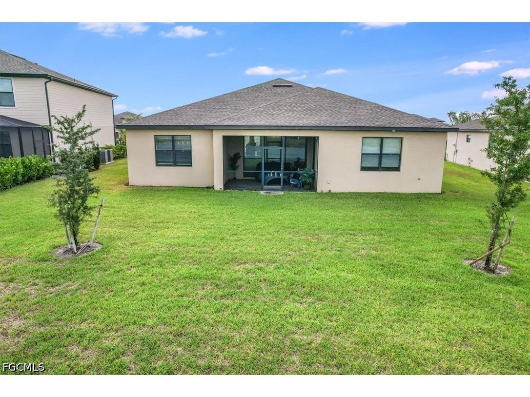 3335 Menores Way Fort Myers FL 33905 2026022228 image3