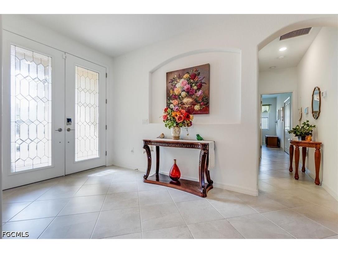 3335 Menores Way Fort Myers FL 33905 2026022228 image9