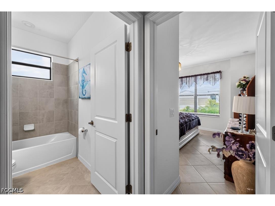 3335 Menores Way Fort Myers FL 33905 2026026386 image19