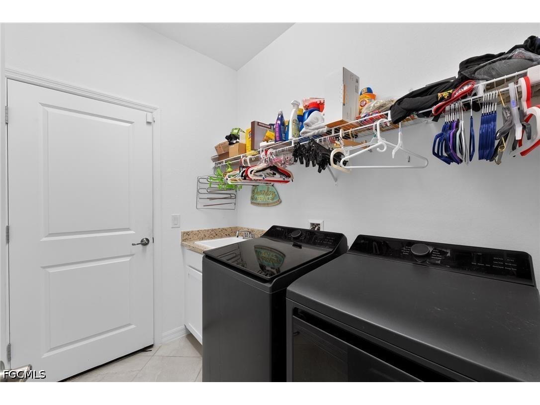 3335 Menores Way Fort Myers FL 33905 2026026386 image24
