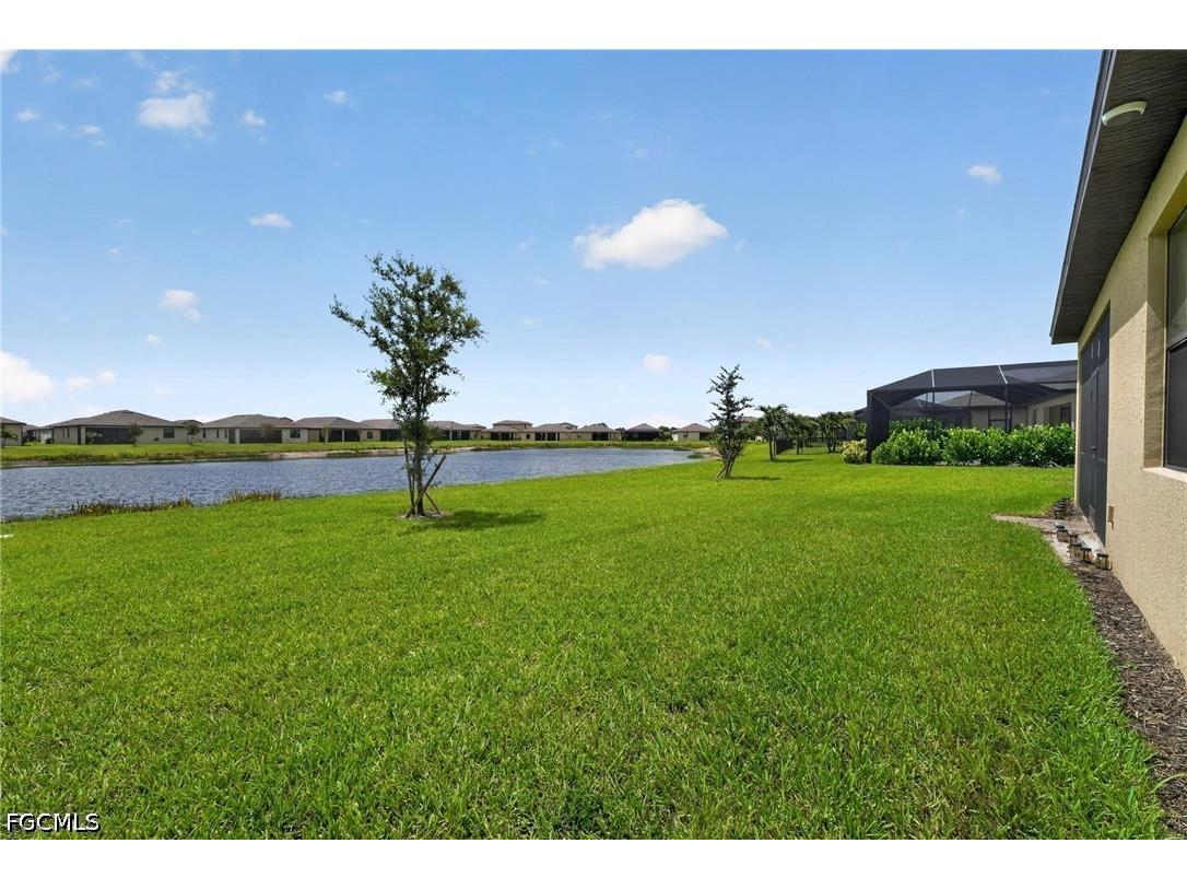 3335 Menores Way Fort Myers FL 33905 2026026386 image30