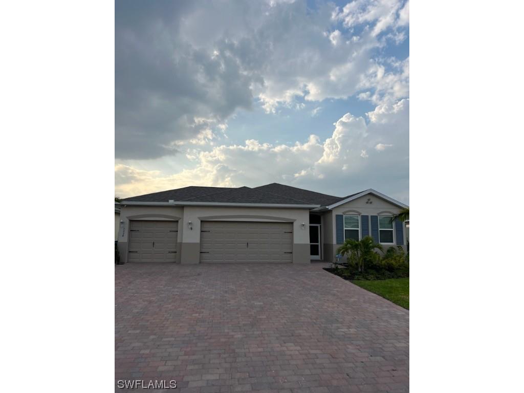 3338 Acapulco Circle Cape Coral FL 33909 223018511 image1