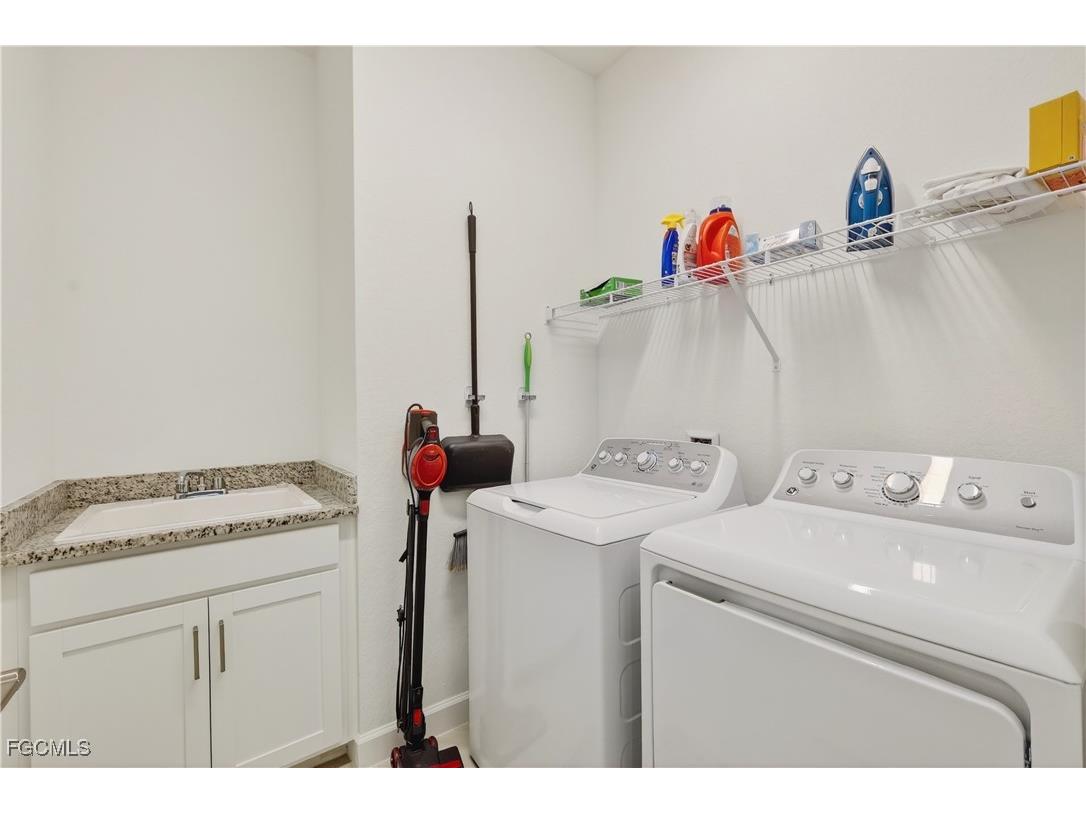 3338 Weston Manor Drive Alva FL 33920 2026000991 image22