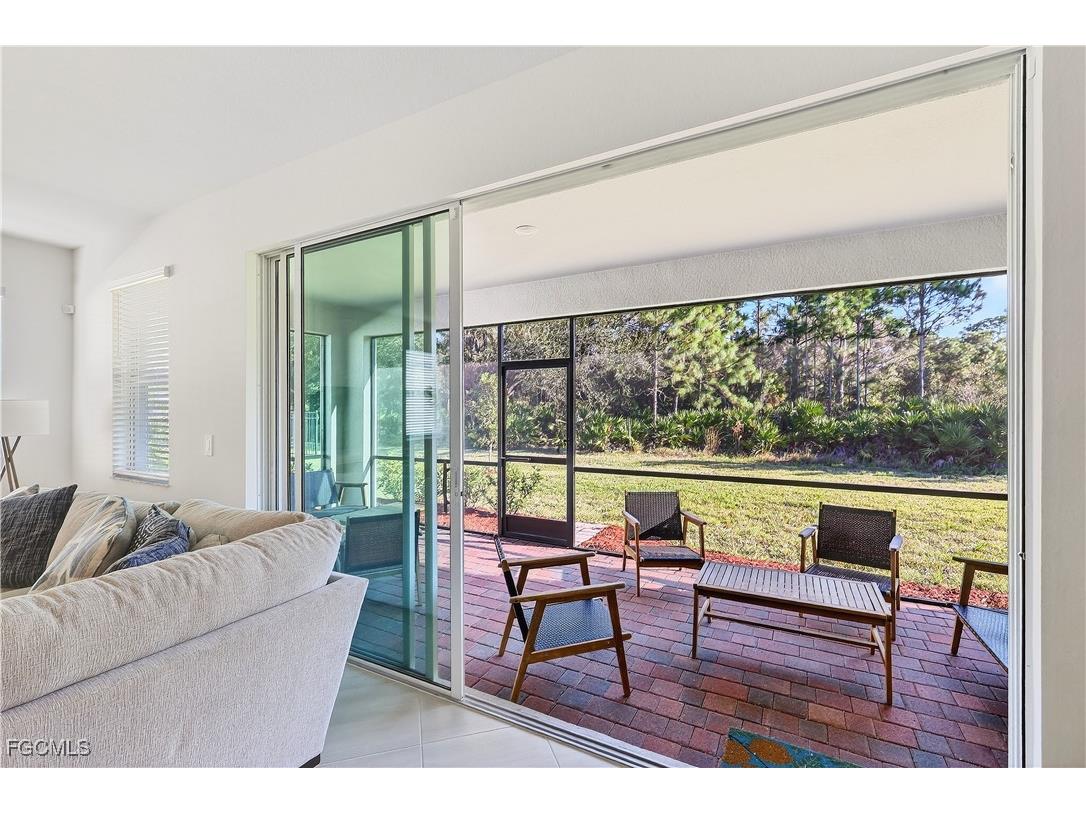 3338 Weston Manor Drive Alva FL 33920 2026000991 image32